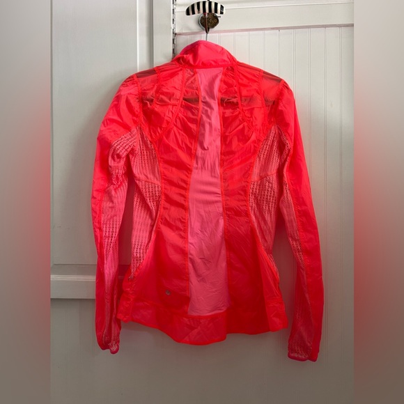 LULULEMON Lightweight Mesh Running Orange (Flash) Jacket - Picture 8 of 11